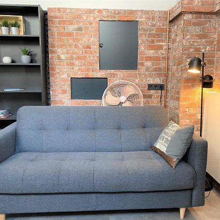Grosszuegiges Studio-Apartment - Top-Lage + Parken Nürnberg Dış mekan fotoğraf