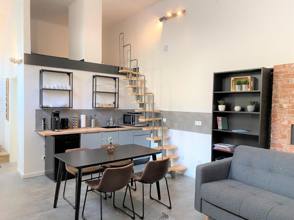 Grosszuegiges Studio-Apartment - Top-Lage + Parken Nürnberg Dış mekan fotoğraf