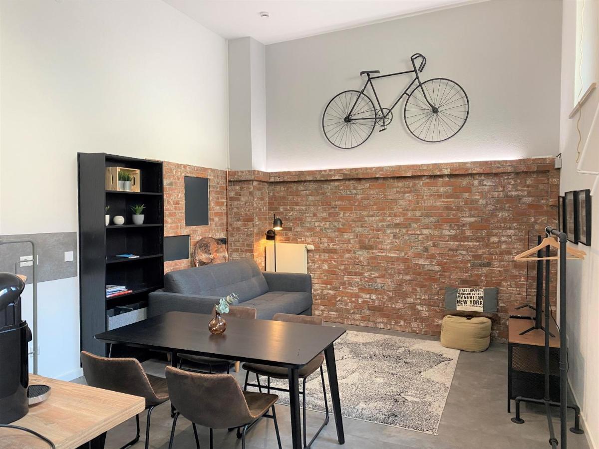 Grosszuegiges Studio-Apartment - Top-Lage + Parken Nürnberg Dış mekan fotoğraf